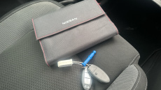 Nissan Qashqai 1.3 DiG-T N-Connecta 5dr Petrol Hatchback